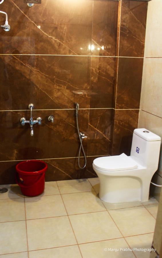 Kurinji Inn Attigundi Luaran gambar