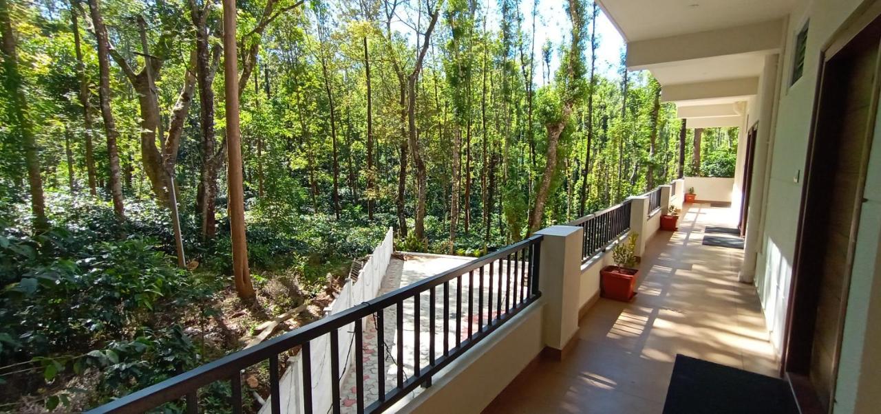 Kurinji Inn Attigundi Luaran gambar